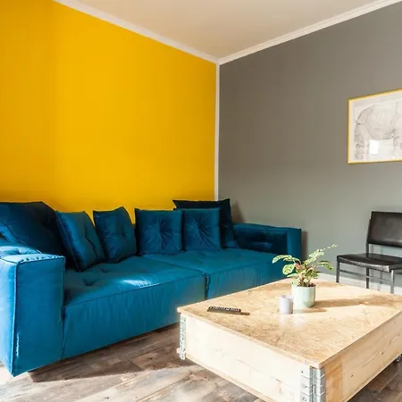 Zentrales 130 Qm Design-appartement Mit Extras Apartment *