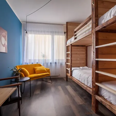 Zentrales 130 Qm Design-appartement Mit Extras Apartment