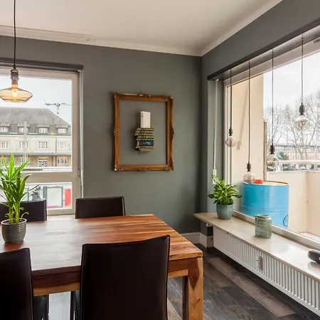 Apartment Zentrales 130 Qm Design-appartement Mit Extras