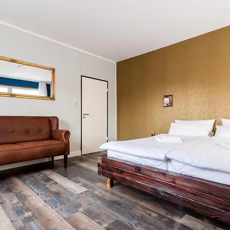 Apartment Zentrales 130 Qm Design-appartement Mit Extras Karlsruhe